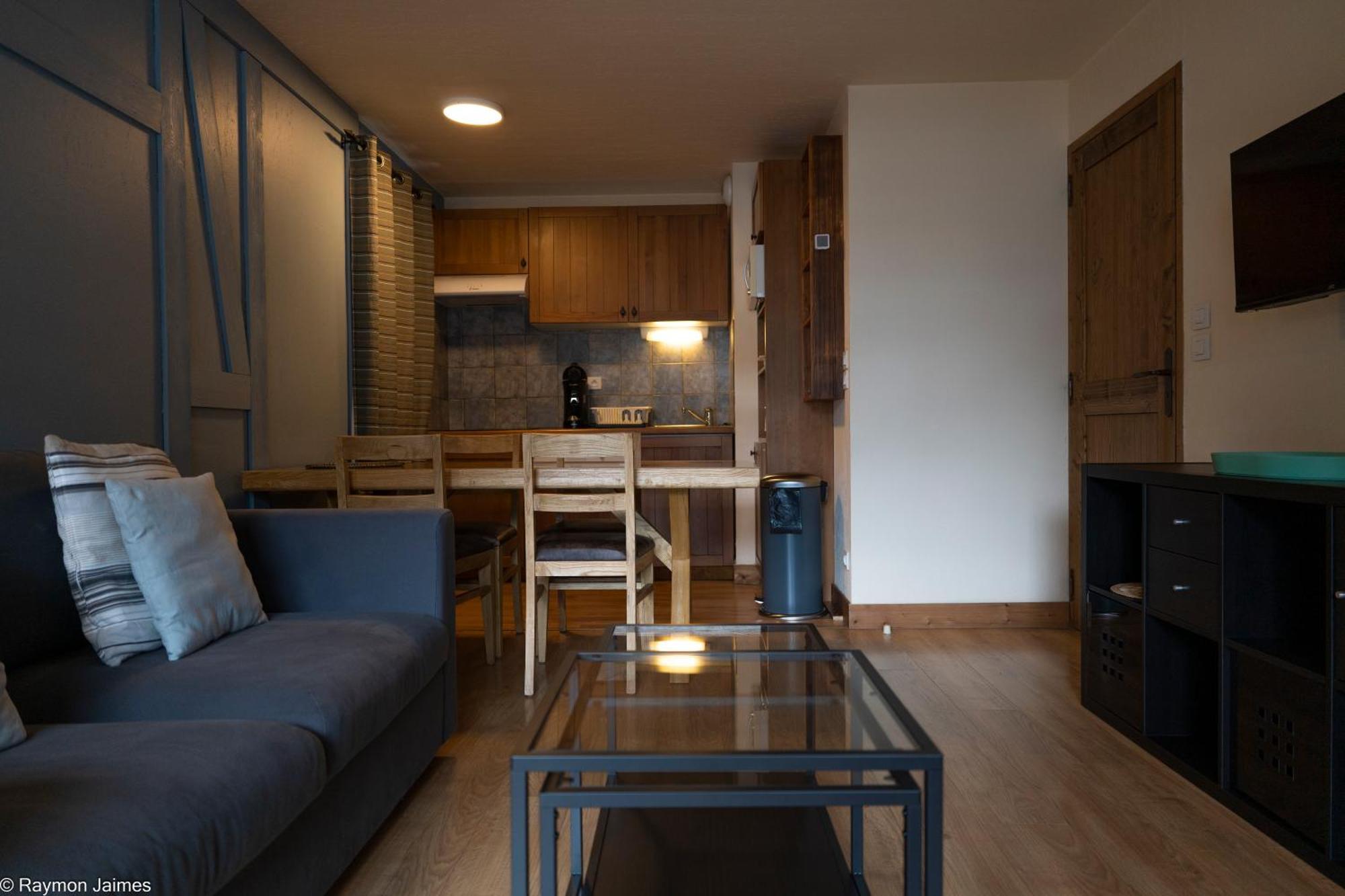 Apparts Au Coeur De St-Lary - Piscine Chauffee Et Sauna 圣拉里苏朗 外观 照片
