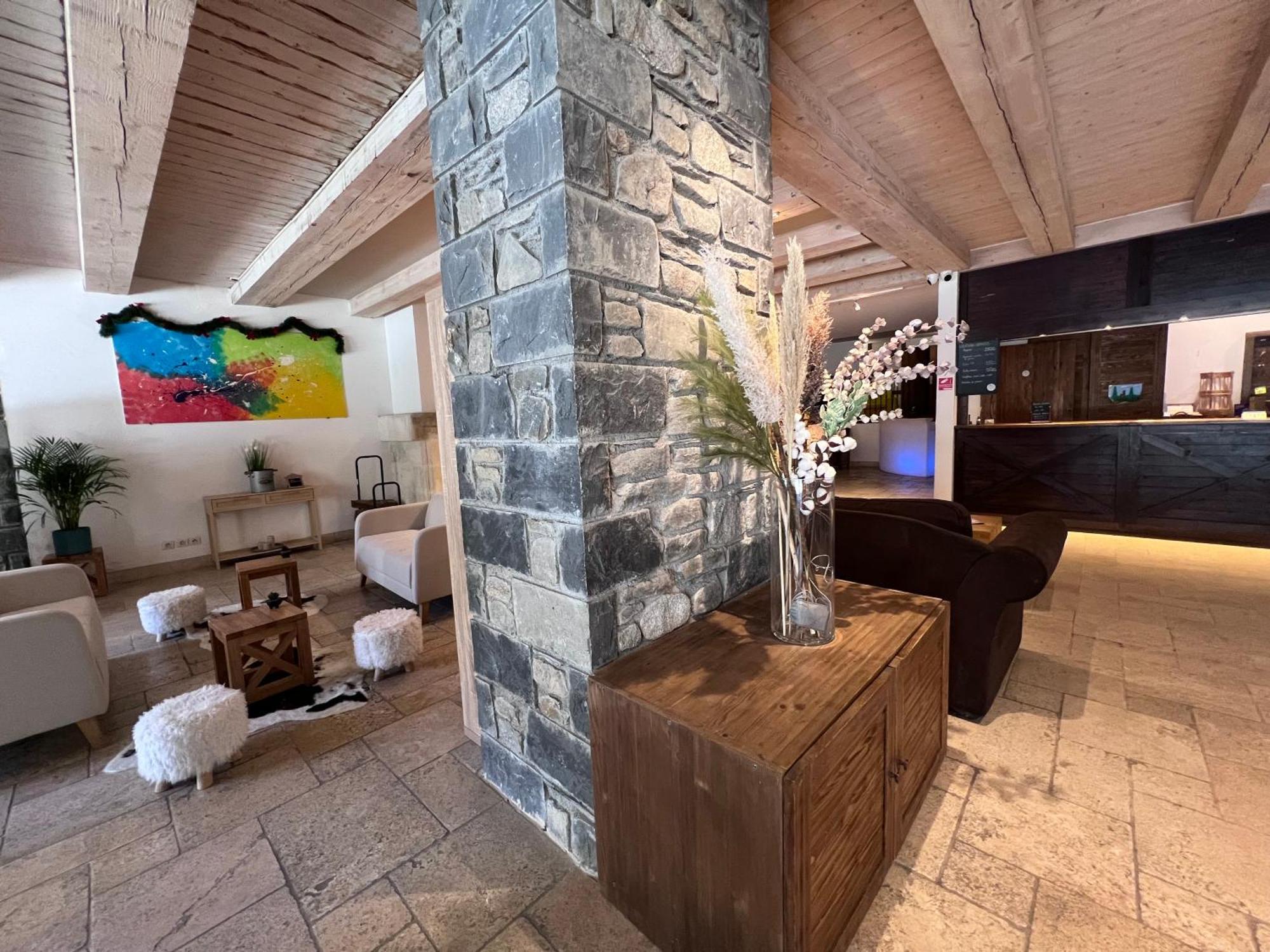 Apparts Au Coeur De St-Lary - Piscine Chauffee Et Sauna 圣拉里苏朗 外观 照片