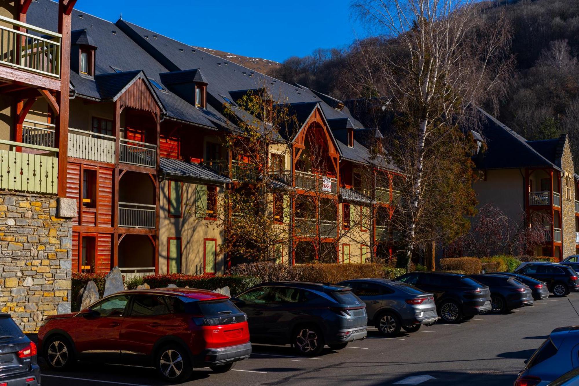 Apparts Au Coeur De St-Lary - Piscine Chauffee Et Sauna 圣拉里苏朗 外观 照片