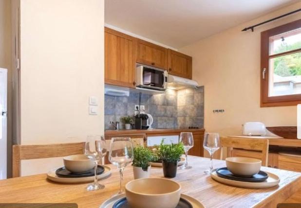 Apparts Au Coeur De St-Lary - Piscine Chauffee Et Sauna 圣拉里苏朗 外观 照片