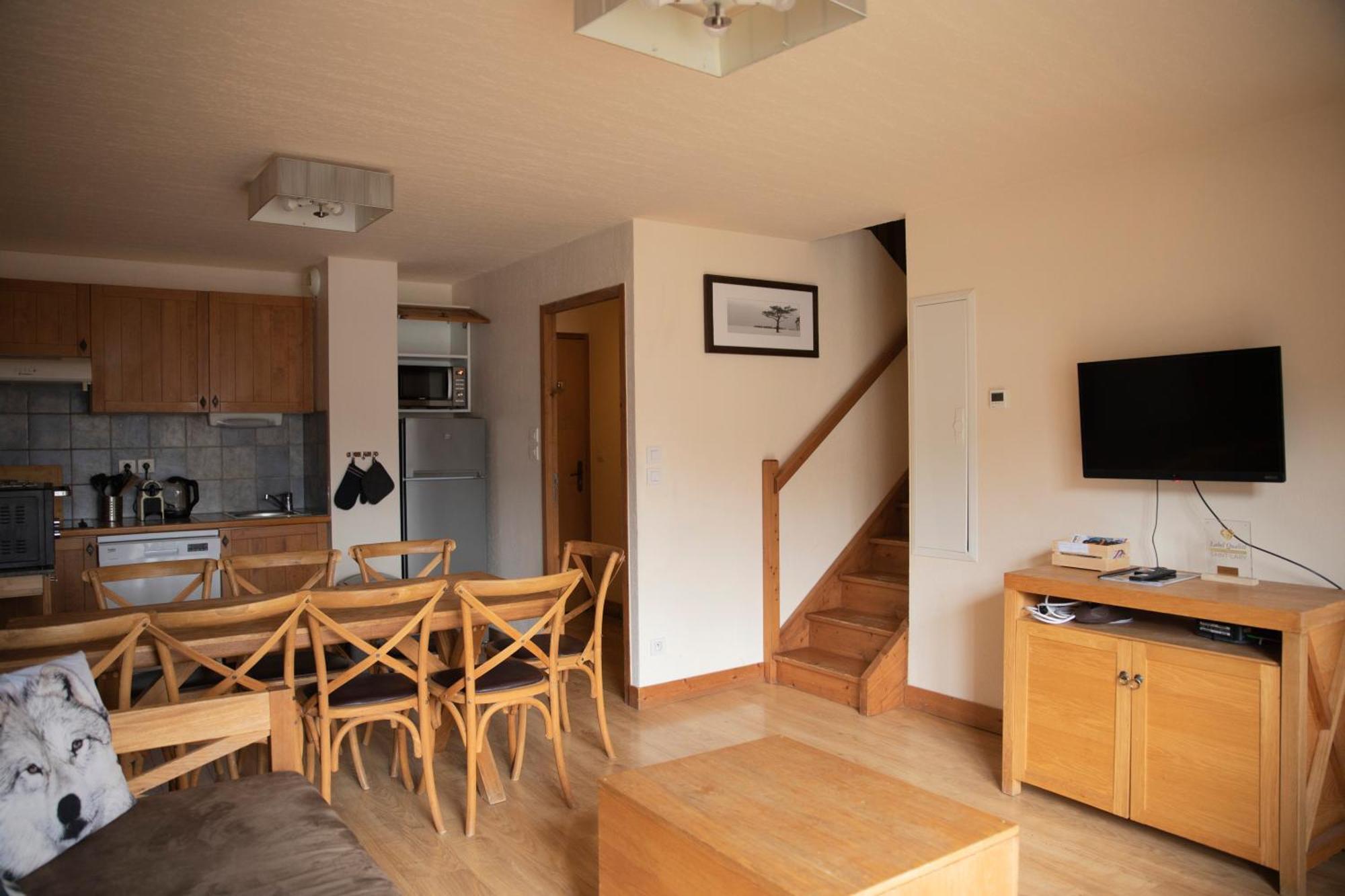 Apparts Au Coeur De St-Lary - Piscine Chauffee Et Sauna 圣拉里苏朗 客房 照片